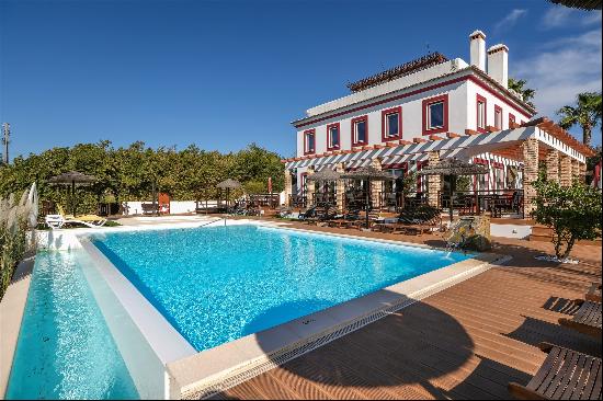 Country Estate, 16 bedrooms, for Sale