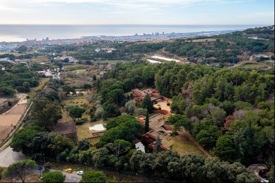 Unique and fascinating property on the coast of Barcelona