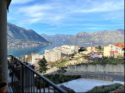 Apartment With Sea Views, Dobrota, Kotor, Montenegro, R2159