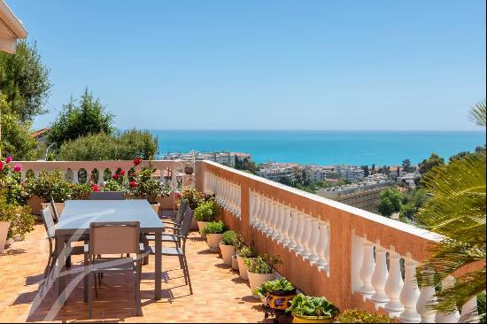 PENTHOUSE with panoramic sea view