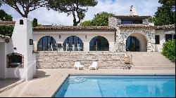 ATTRACTIVE PROVENCAL VILLA