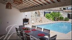 ATTRACTIVE PROVENCAL VILLA