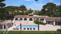 ATTRACTIVE PROVENCAL VILLA