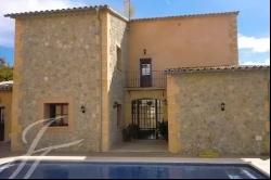 Typical Majorcan house very close to the mountains