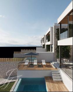 New luxury villas with sea views