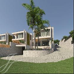 New luxury villa with sea views