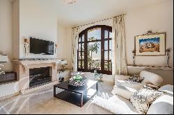 Fantastic Villa with sea views in a highly coveted area