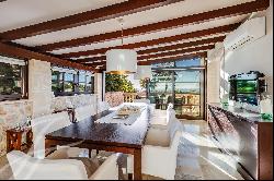 Fantastic Villa with sea views in a highly coveted area