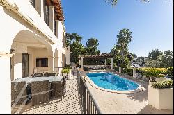 Fantastic Villa with sea views in a highly coveted area