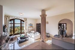 Fantastic Villa with sea views in a highly coveted area