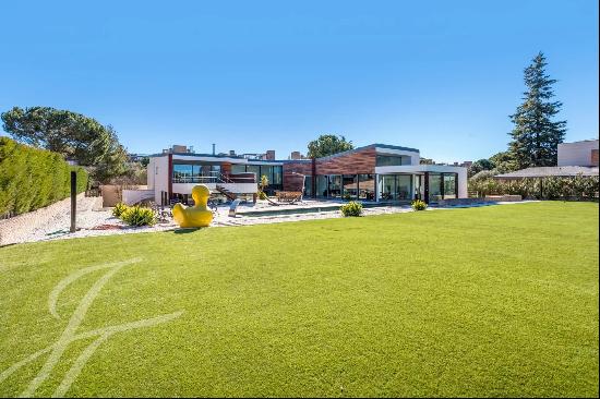 Impressive Author's House in La Finca