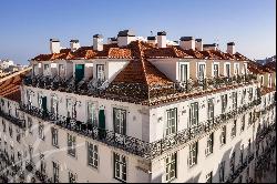Exclusive Apartment with 3 suites, 479m2, in Chiado district