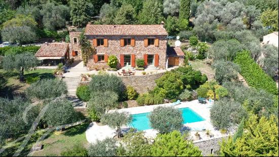 Stunning Villa with Pool in Le Tignet, France