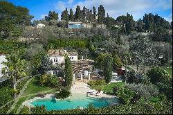 Mougins - villa with sea and Estérel view in a gated and secure domain