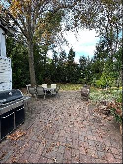 722 Caldwell Avenue, North Woodmere NY 11581