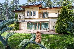 Classic style villa next to the Baltic Sea in Jurmala