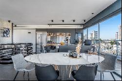 Designer Modern Style Penthouse on Shenkin Street