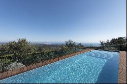 Extraordinary property with breathtaking views