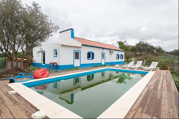 3-bedroom house with swimming pool in Abela, Santiago do Cacém.