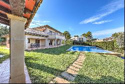 Mediterranean villa in Santa Ponsa with garden and pool