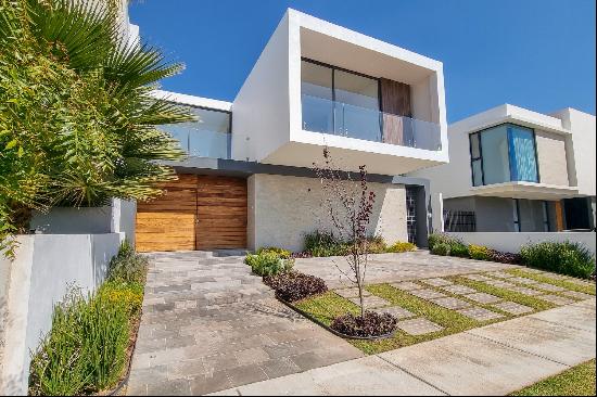 Residencia San Alvaro, Arbolada Bosques de Santa Anita, Tlajomulco