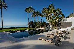 Villa Melendez, Luxury Beach Mansion 
