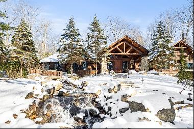 This luxurious fully furnished Leverette log cabin is truly one-of-a-kind.  Built with eve