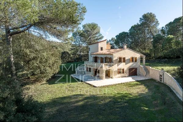 Residential environment, property of over 8600m²