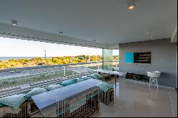 Spectacular first row apartment in Punta del Este