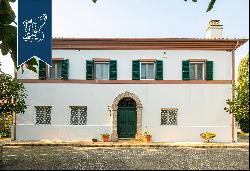 Luxury villa for sale in a renowned seaside town of the Marche region