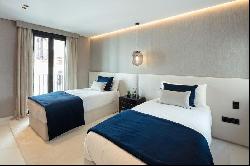 Contemporary Apartment In Puerto Banus Marina