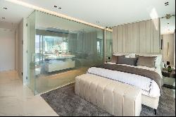 Contemporary Apartment In Puerto Banus Marina