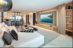 Contemporary Apartment In Puerto Banus Marina