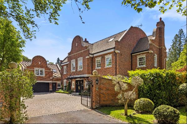 An extremely elegant home which has recently been renovated throughout nicely positioned o
