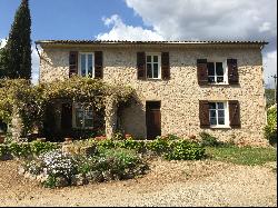 Bastide and cottage situated in an olive grove