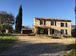 Bastide and cottage situated in an olive grove