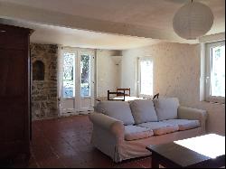 Bastide and cottage situated in an olive grove