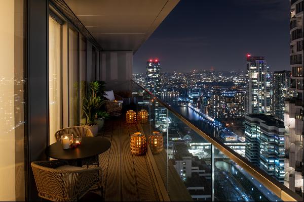 Dual aspect one bedroom apartment boasting remarkable views across the iconic Canary Wharf