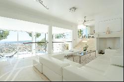 Ultra-modern Villa with panoramic views