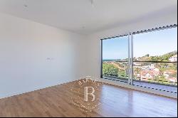 ANGLET, LAST FLOOR, BEAUTIFUL APARTMENT WITH TERRACE AND GARAGE