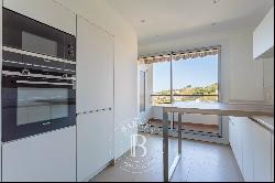 ANGLET, LAST FLOOR, BEAUTIFUL APARTMENT WITH TERRACE AND GARAGE