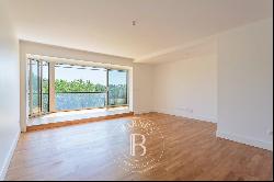 ANGLET, LAST FLOOR, BEAUTIFUL APARTMENT WITH TERRACE AND GARAGE