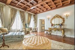 Private Villa for sale in Pietrasanta (Italy)