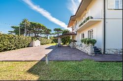 Private Villa for rent in Forte Dei Marmi (Italy)