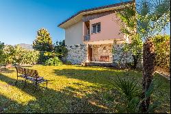 Town Villa for rent in Forte Dei Marmi (Italy)