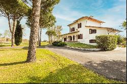 Private Villa for sale in Pietrasanta (Italy)