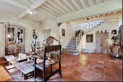 Private Villa for sale in Camaiore (Italy)