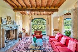 Private Villa for sale in Lucca (Italy)