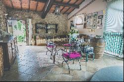 Farmhouse located in the hills of the Val D'Orcia