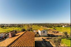 13 Bedroom Farm, Évora